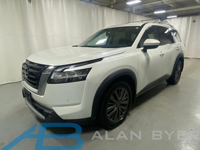 2022 Nissan Pathfinder