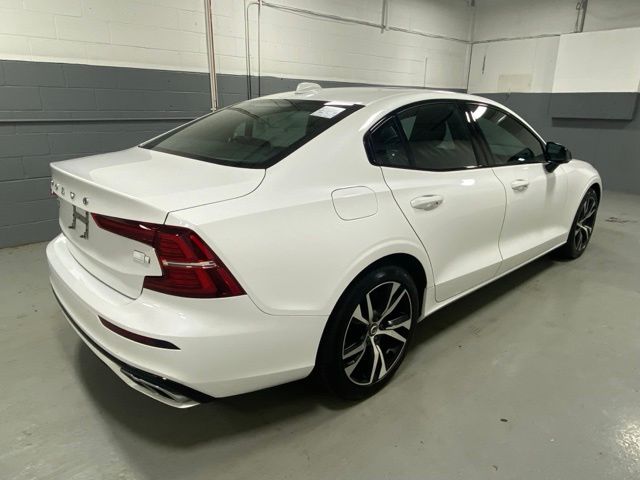Used 2022 Volvo S60 Recharge Plug-In Hybrid T8 R-Design Sedan