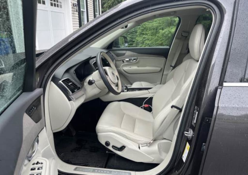 Used 2023 Volvo XC90 B5 Plus SUV