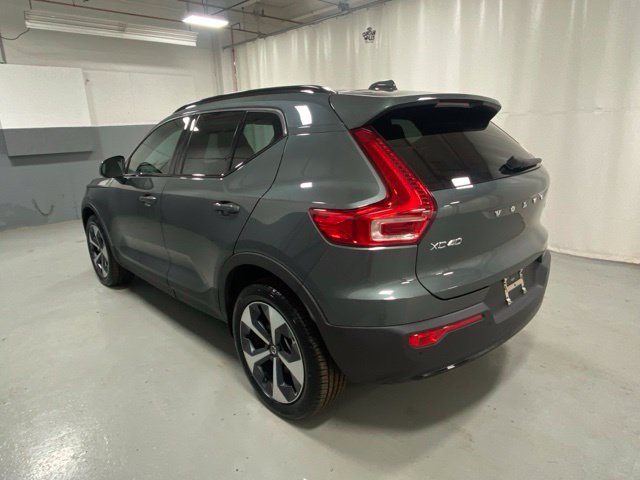 Used 2026 Volvo XC40 B5 Plus SUV