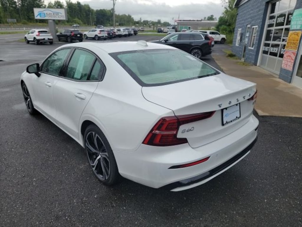 Used 2024 Volvo S60 B5 Core Dark Theme Sedan