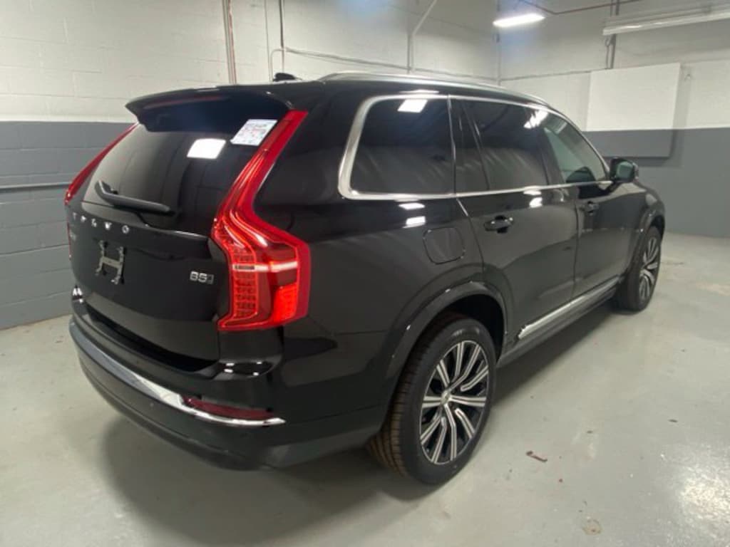 Used 2024 Volvo XC90 B5 Core SUV