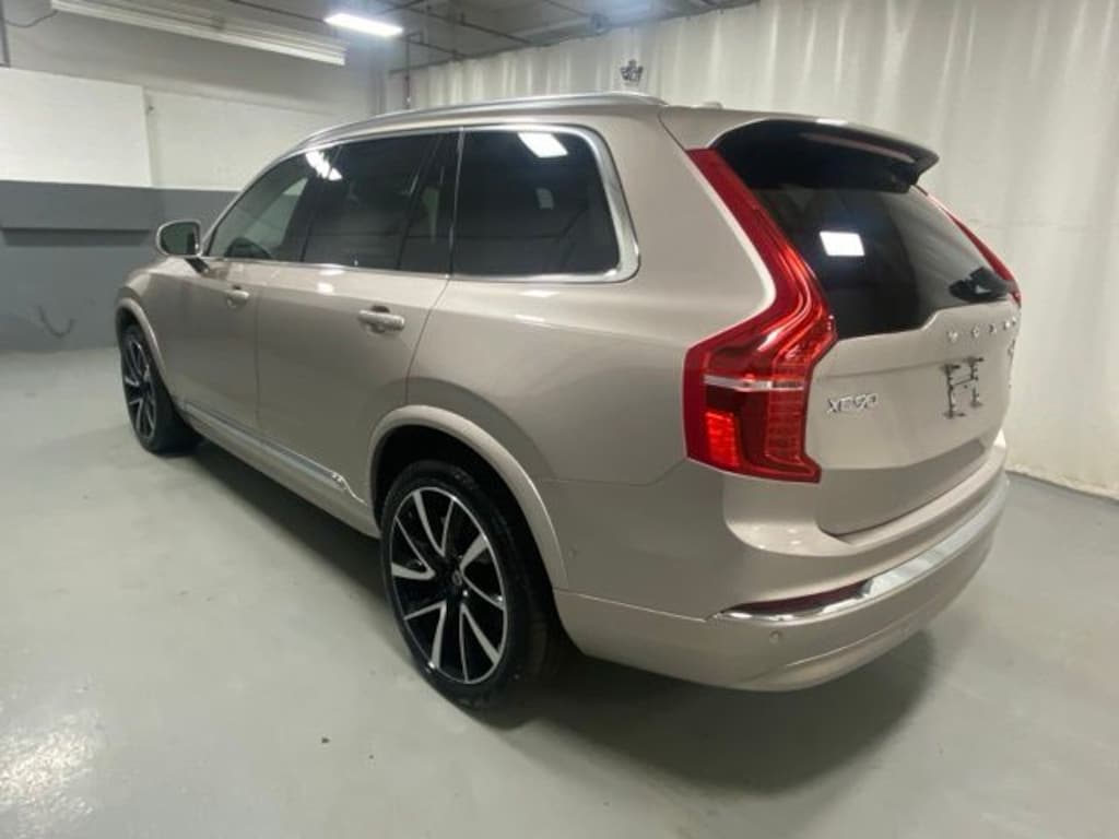 Used 2025 Volvo XC90 B5 Plus SUV
