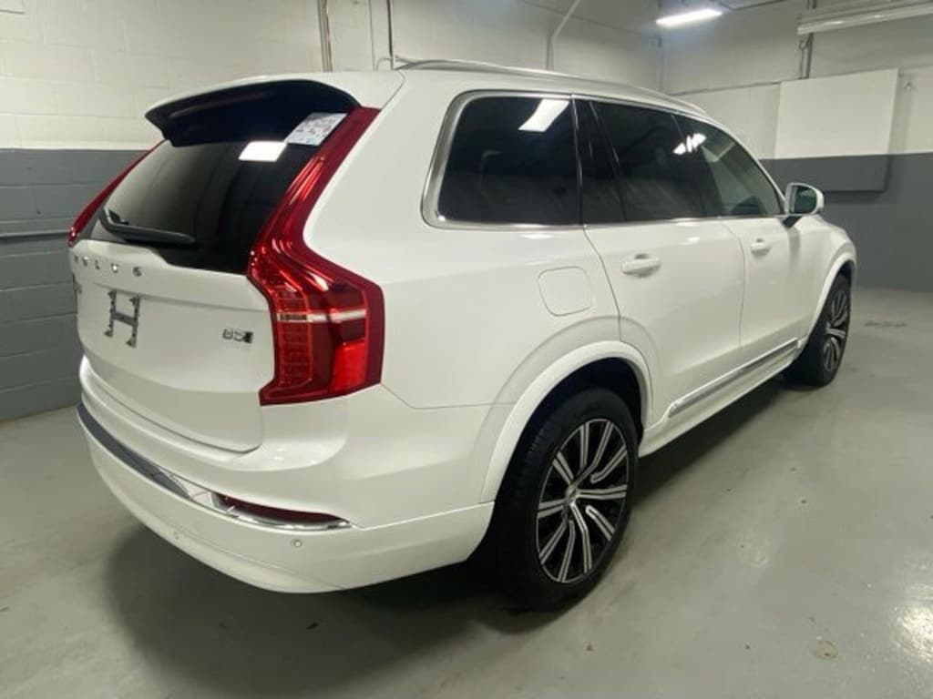 Used 2025 Volvo XC90 B5 Core SUV