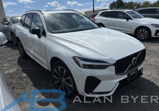 2024 Volvo XC60 Plus