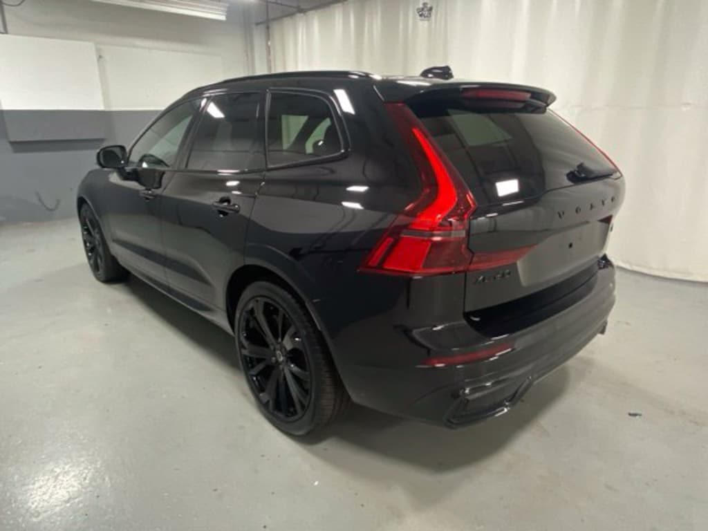 Used 2026 Volvo XC60 B5 Ultra Black Edition SUV