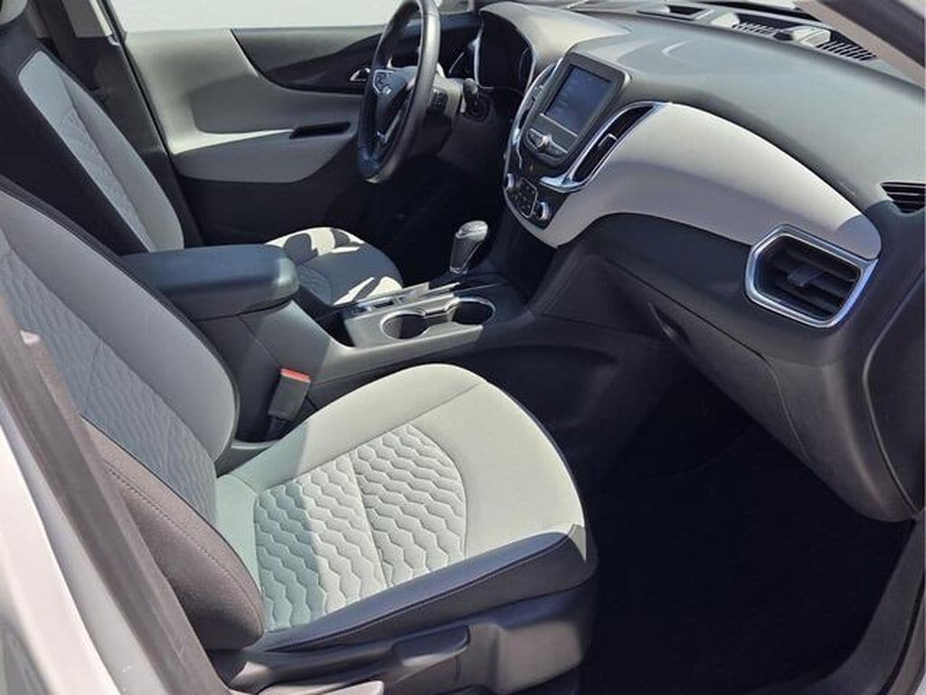 2021 Chevrolet Equinox LT - Photo 19