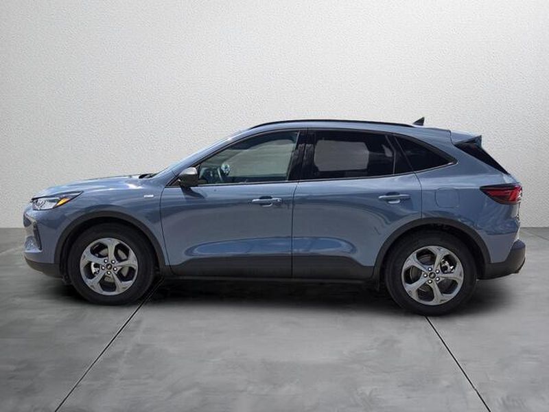 Used 2026 Ford Escape ST-Line Sport Utility