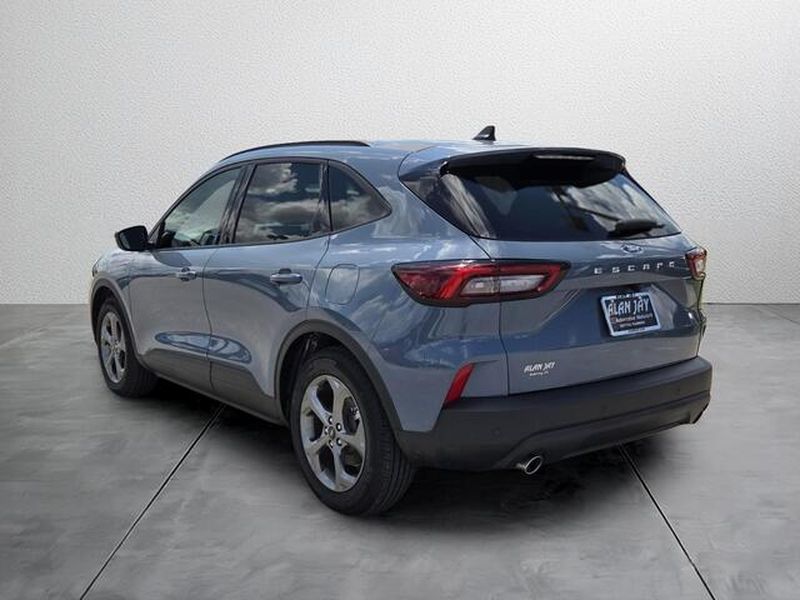 Used 2026 Ford Escape ST-Line Sport Utility