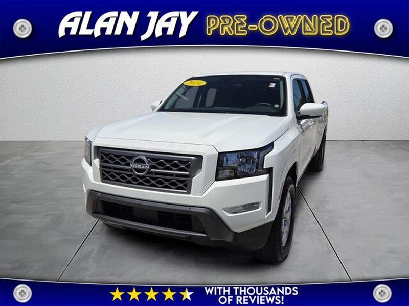 2024 Nissan Frontier SV