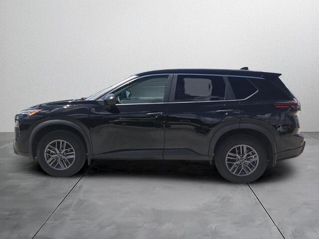 Used 2024 Nissan Rogue S Sport Utility