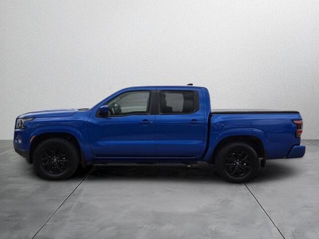 Used 2024 Nissan Frontier SV Crew Cab