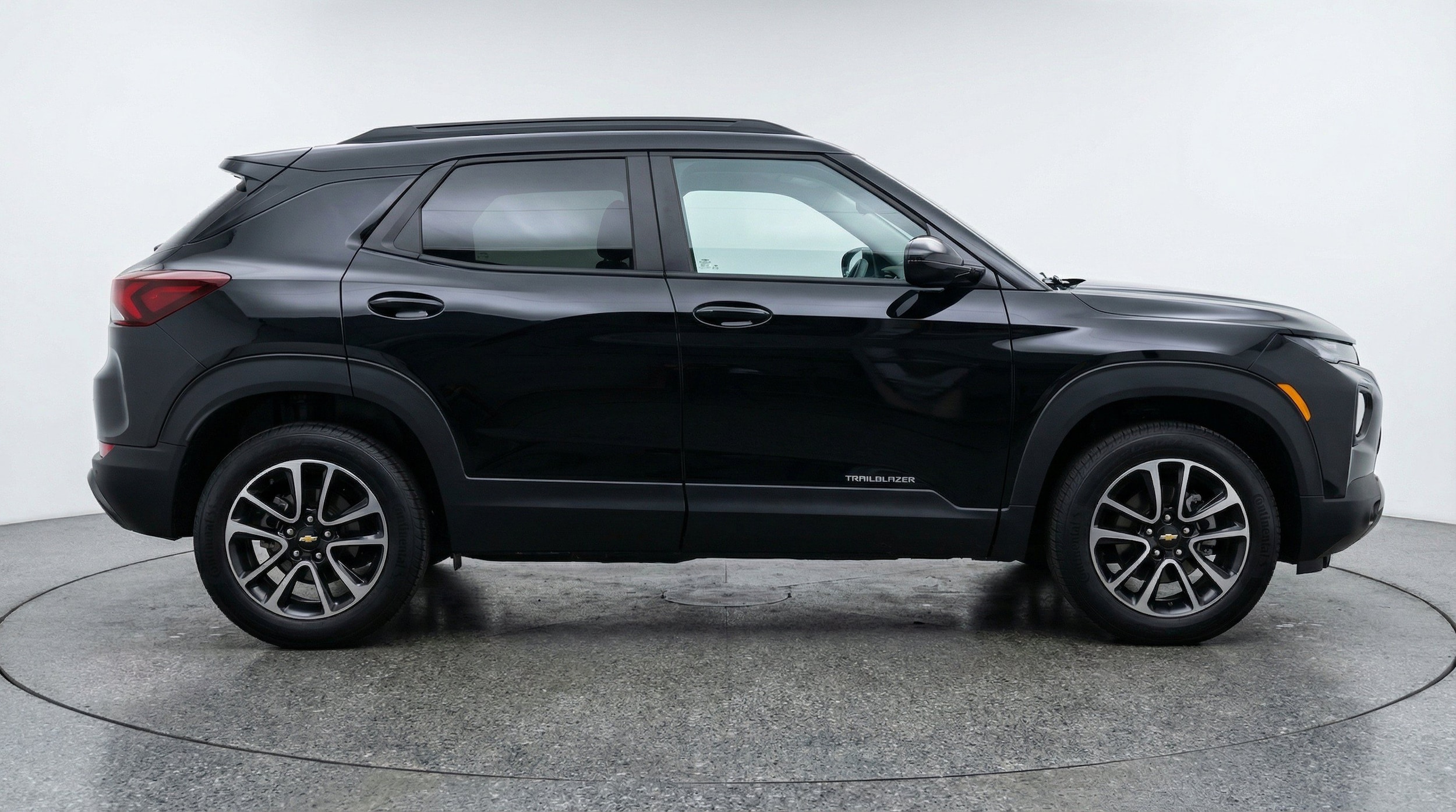 Thumbnail: 2025 Chevrolet TrailBlazer - 10
