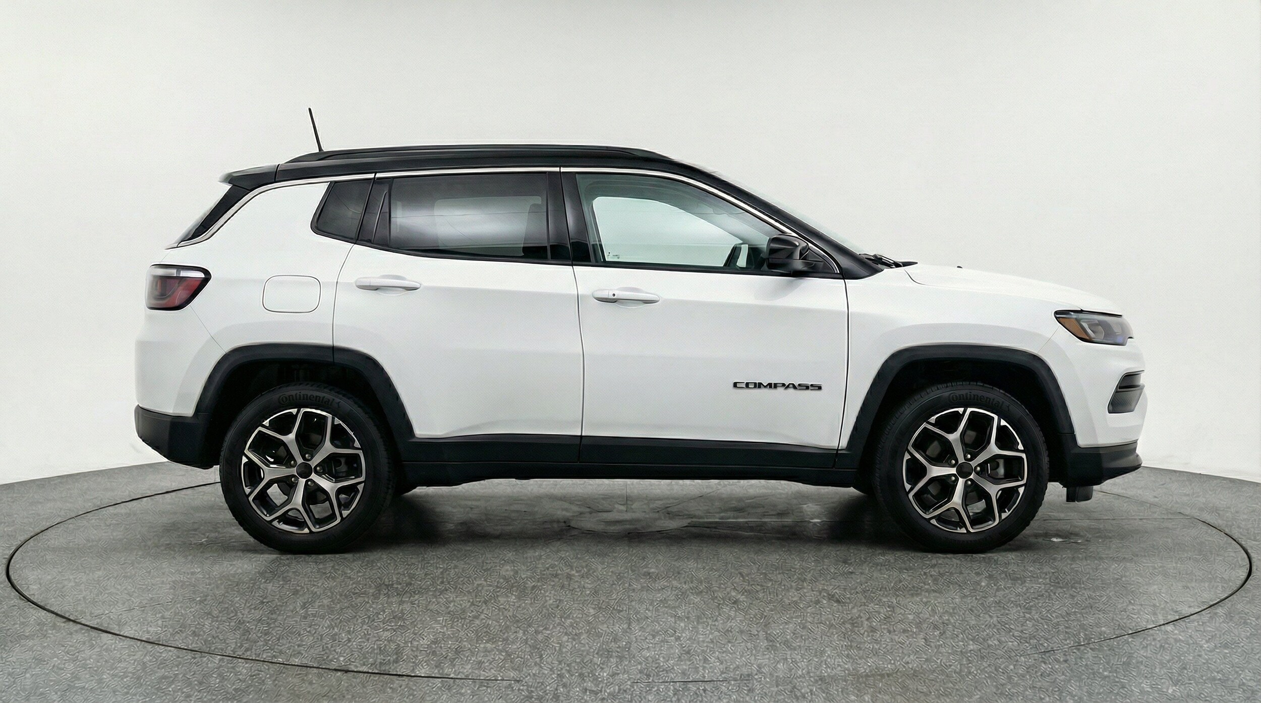 Thumbnail: 2025 Jeep Compass - 10