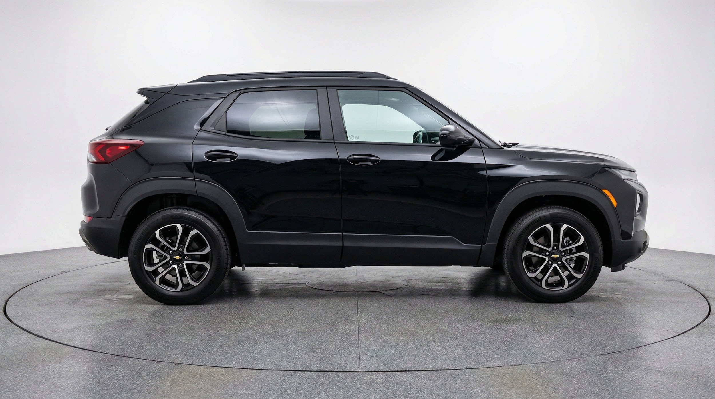 Thumbnail: 2025 Chevrolet TrailBlazer - 10