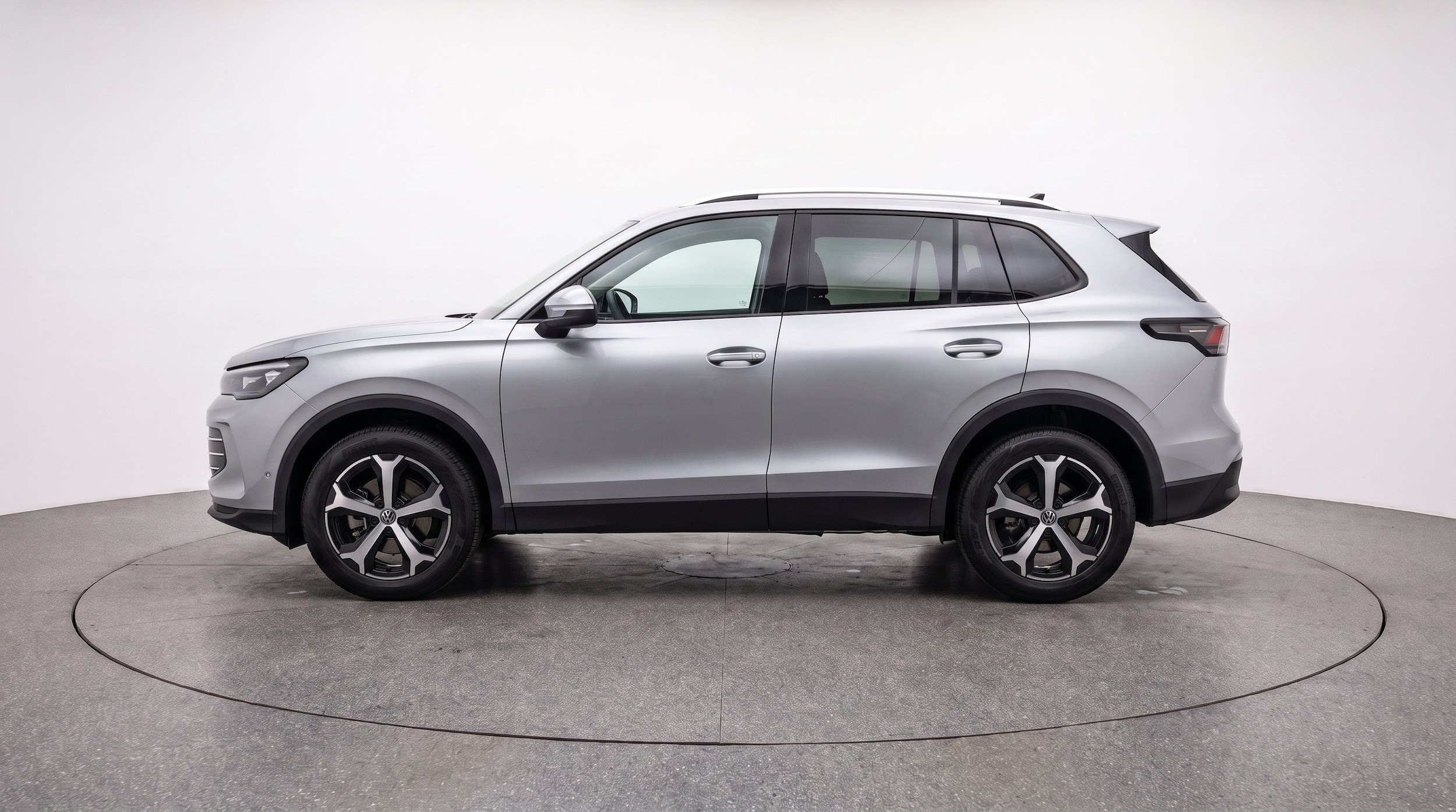 Thumbnail: 2026 Volkswagen Tiguan - 5