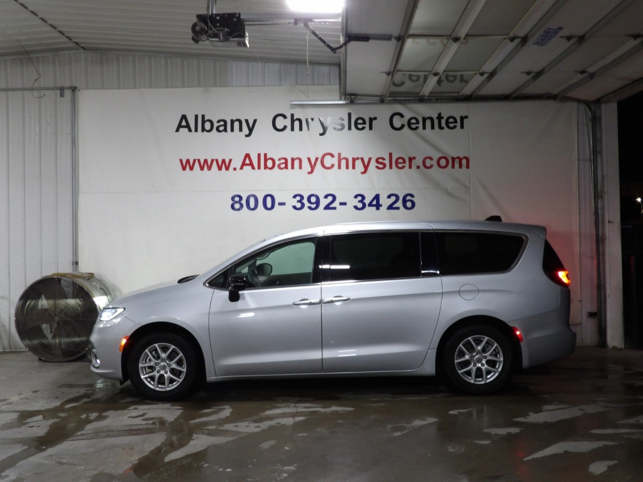 2024 Chrysler Pacifica Touring L