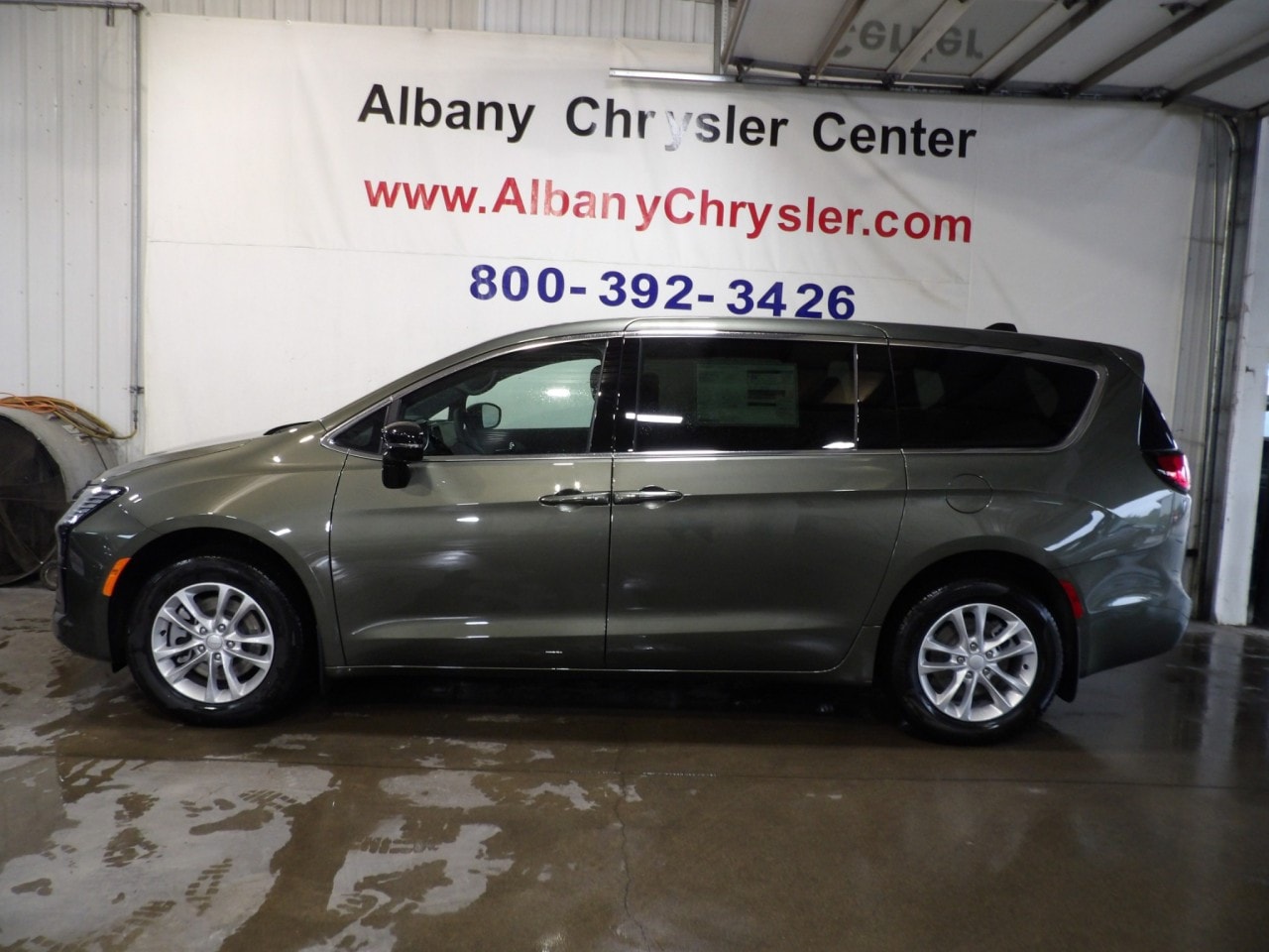 2027 Chrysler Pacifica