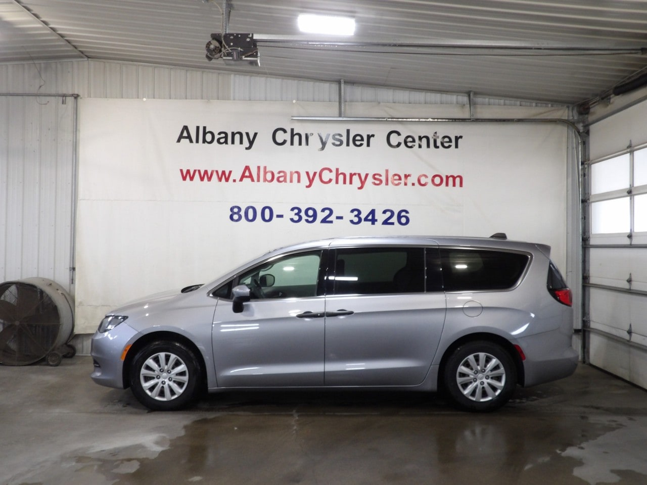 2021 Chrysler Voyager