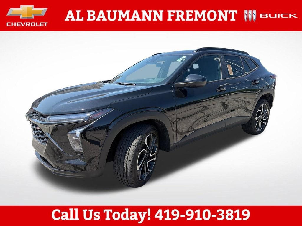 Used 2025 Chevrolet Trax 2RS SUV