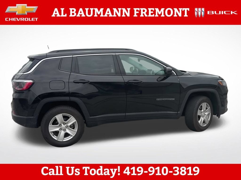 Used 2022 Jeep Compass Latitude with VIN 3C4NJDBB5NT105989 for sale in Tiffin, OH