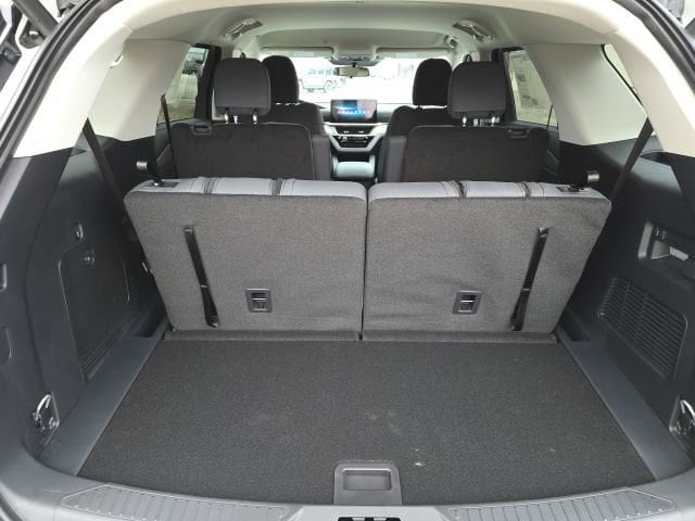 2026 Ford Explorer Active - Photo 37