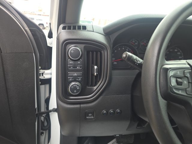 2022 Chevrolet Silverado 1500 Custom - Photo 13