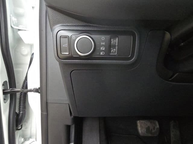 2026 Ford Explorer Active - Photo 13