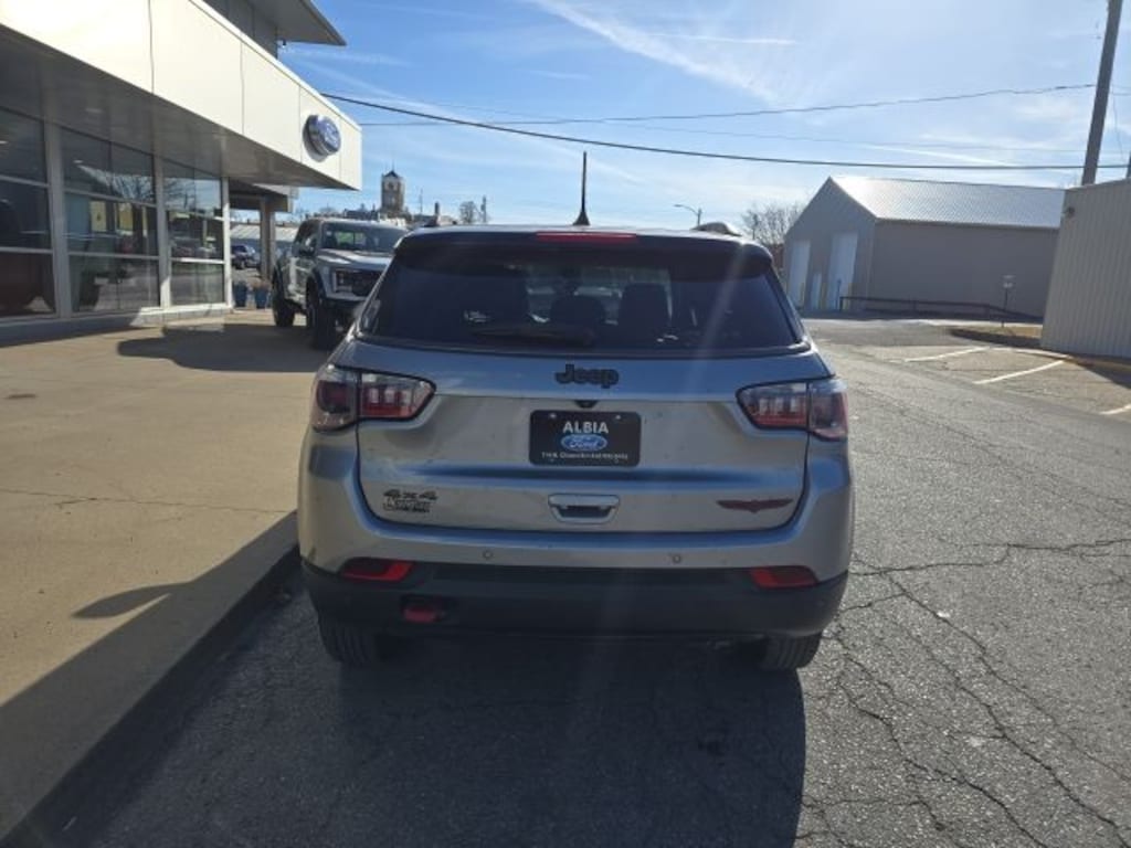 Used 2022 Jeep Compass Trailhawk SUV