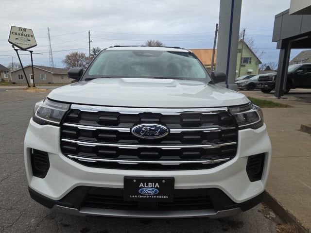 2026 Ford Explorer Active - Photo 8