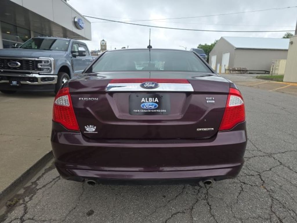 Used 2011 Ford Fusion SEL Sedan