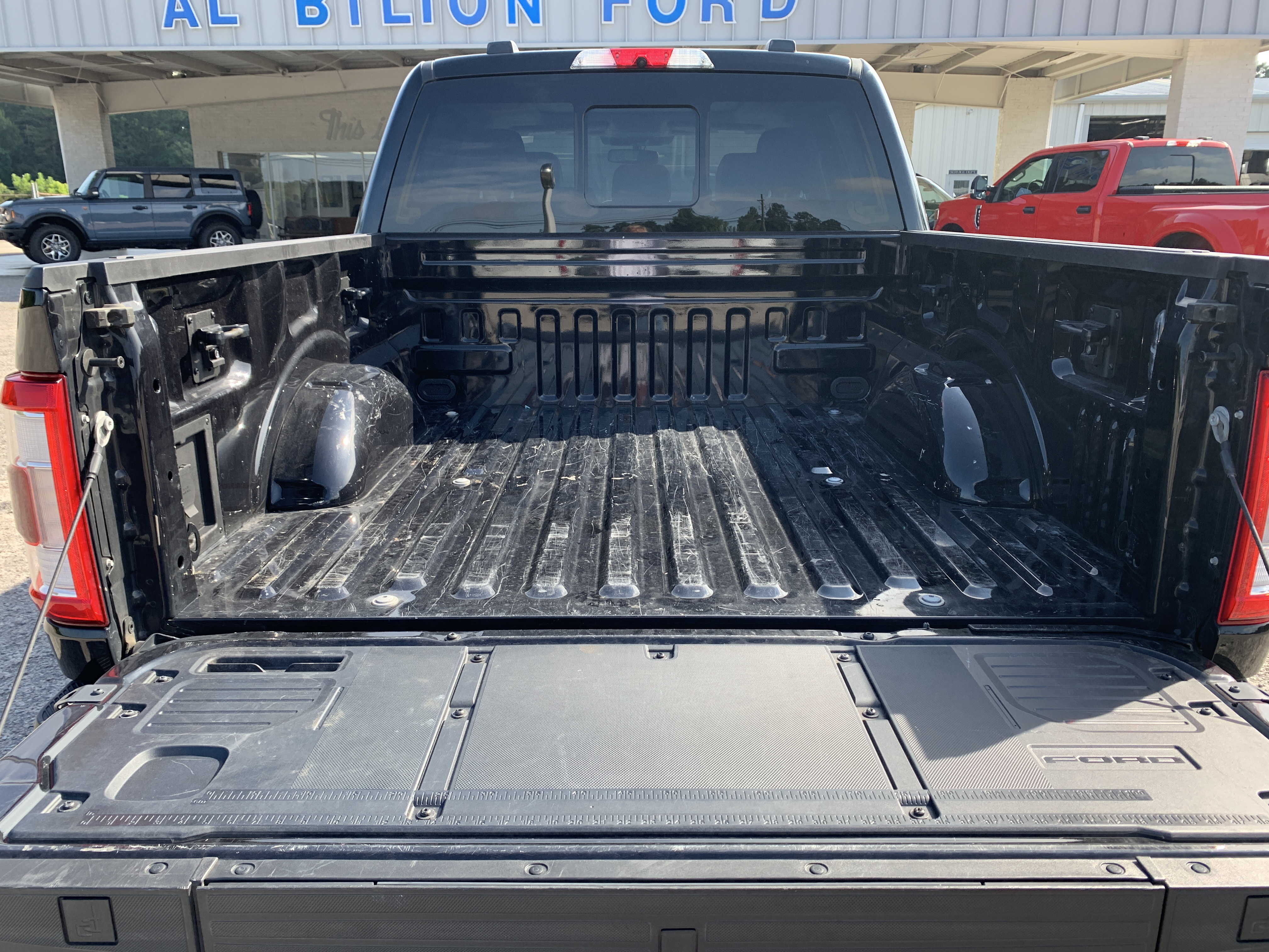 2022 Ford F-150 Lariat - Photo 6