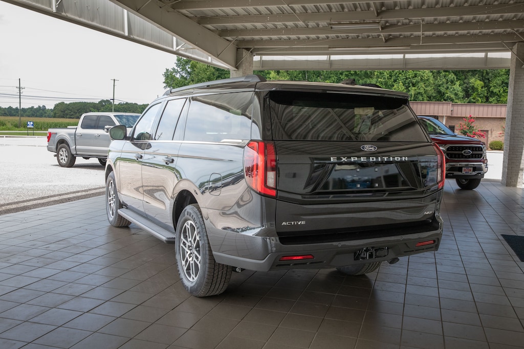 New 2026 Ford Expedition Max Active Active 4x2