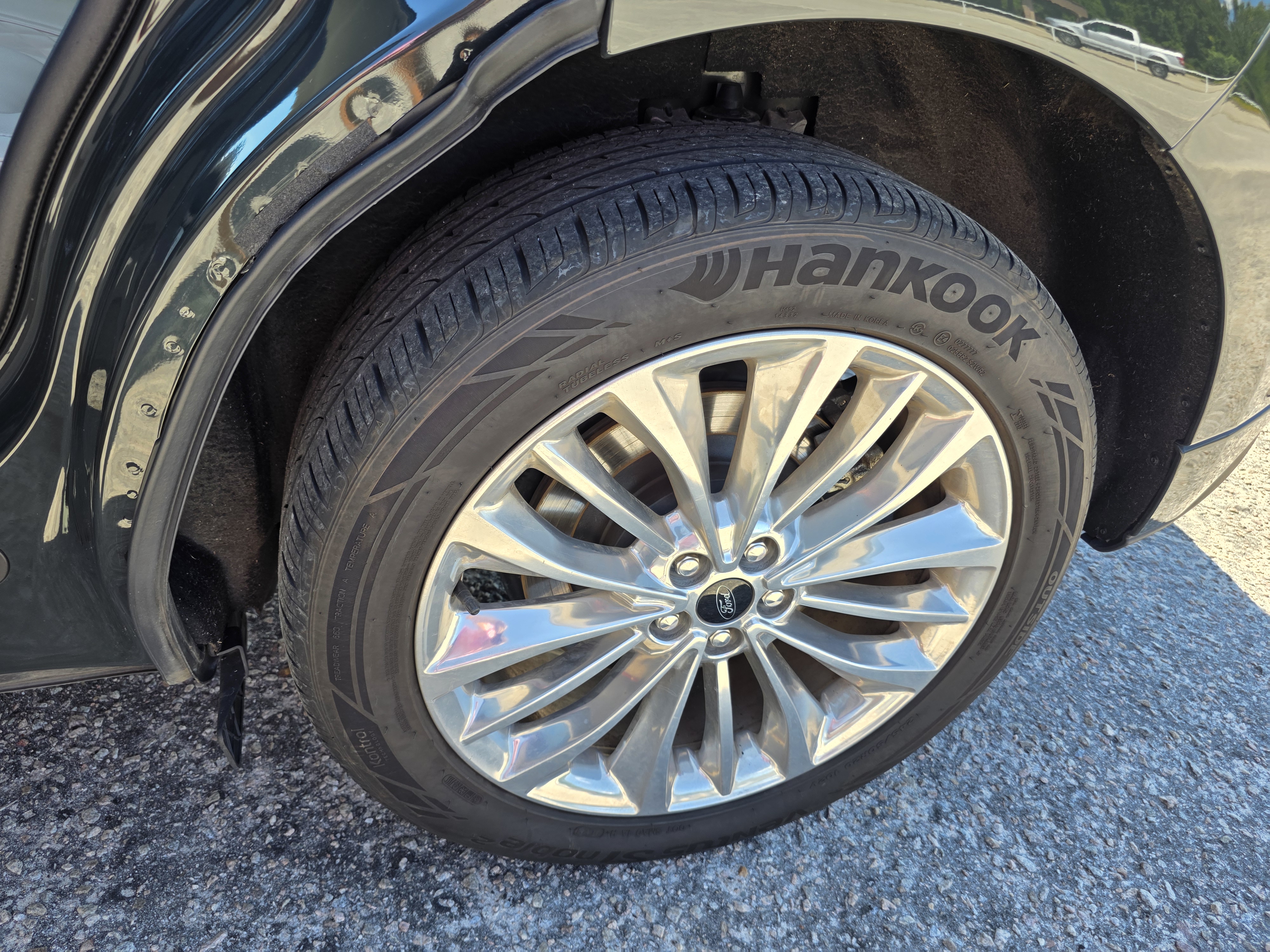 2024 Ford Edge Titanium - Photo 15