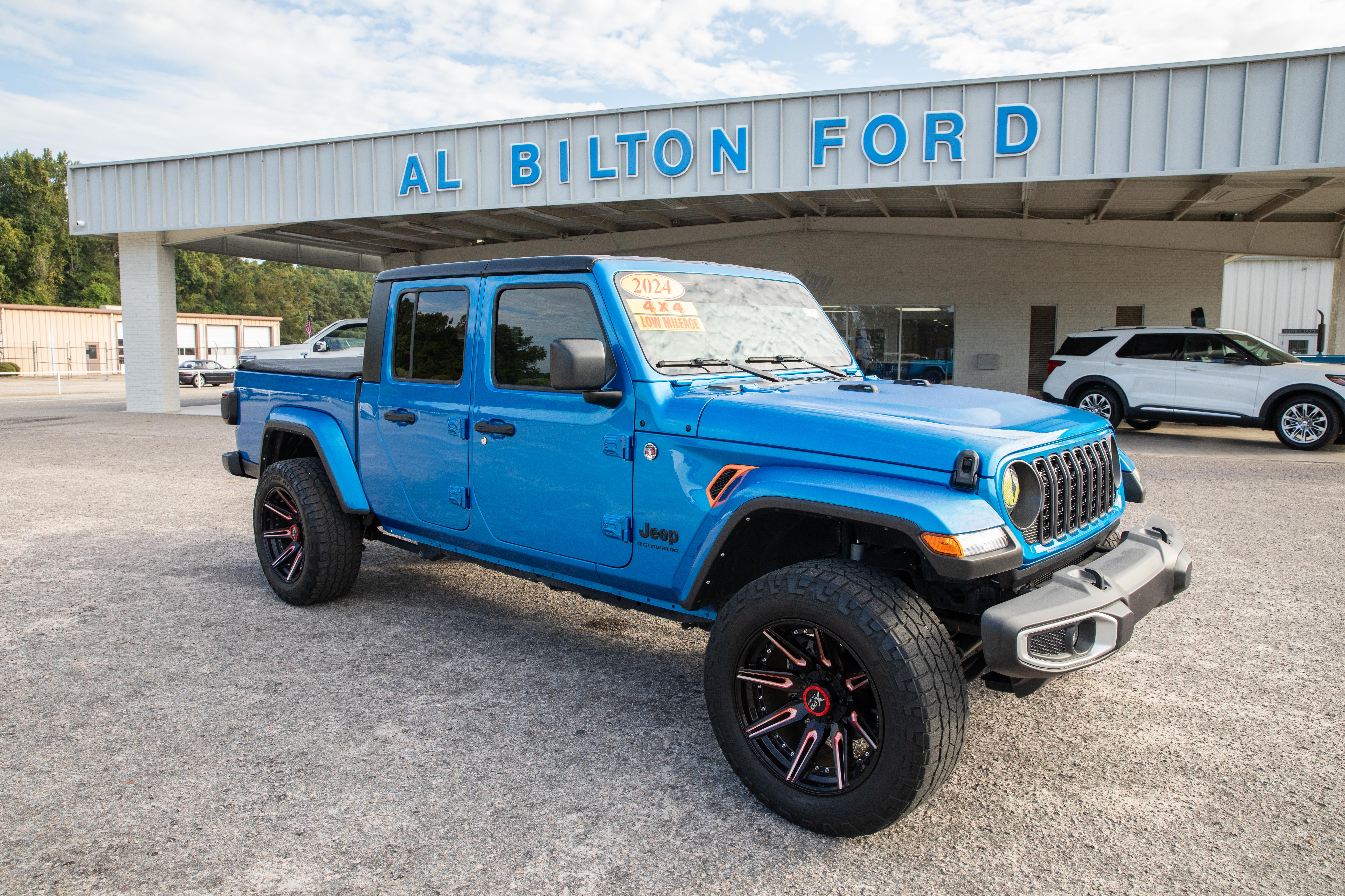 Used 2024 Jeep Gladiator Sport S Sport S 4x4