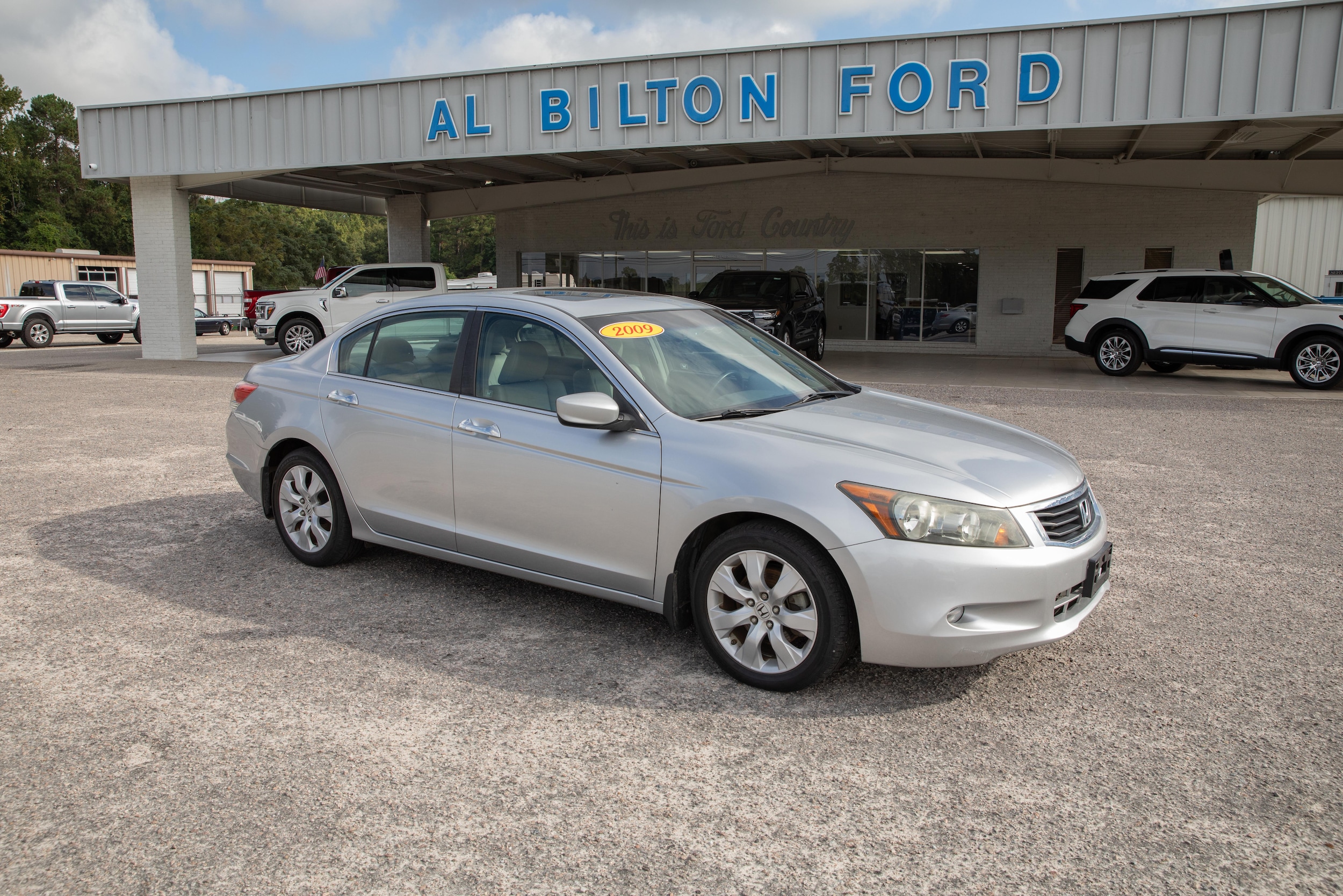 Used 2009 Honda Accord EX-L with VIN 1HGCP36849A023250 for sale in Holly Hill, SC