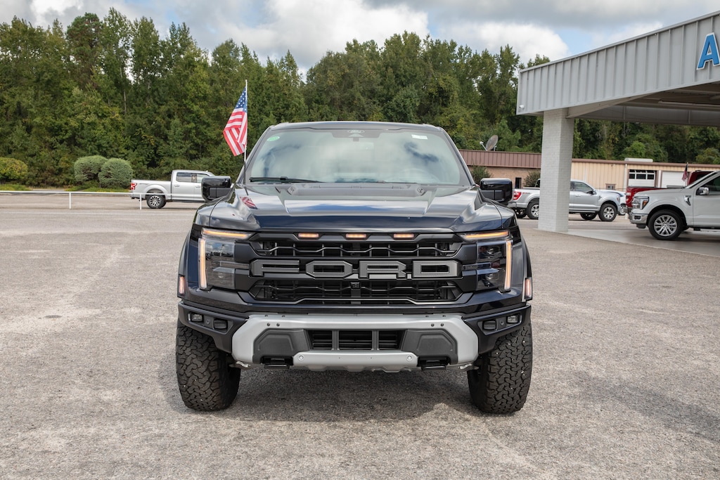 New 2026 Ford F-150 Raptor Raptor 4WD SuperCrew 5.5 Box
