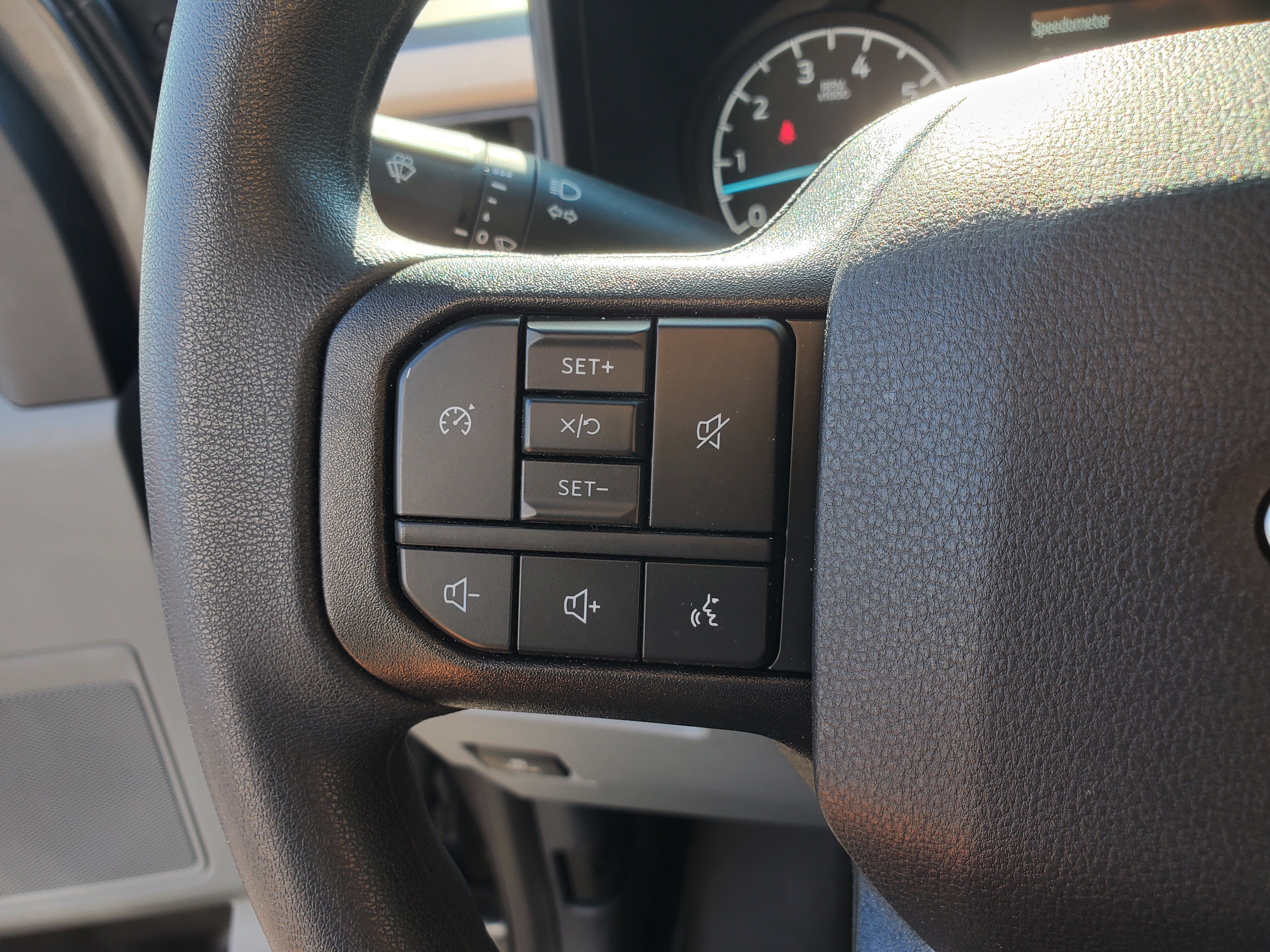 2026 Ford F-350 Super Duty XLT - Photo 16