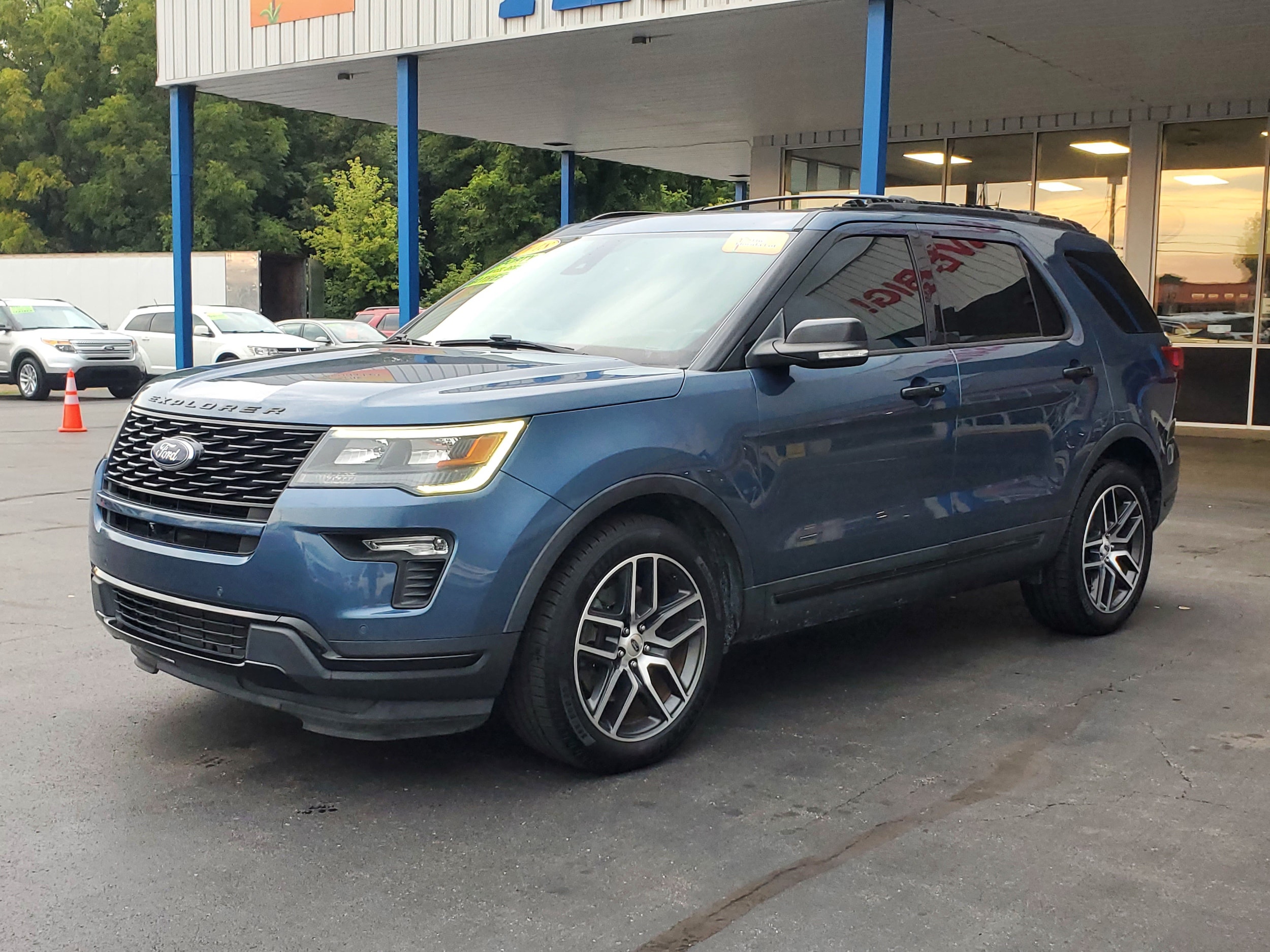 Used 2018 Ford Explorer Sport with VIN 1FM5K8GT4JGA23963 for sale in Albion, MI