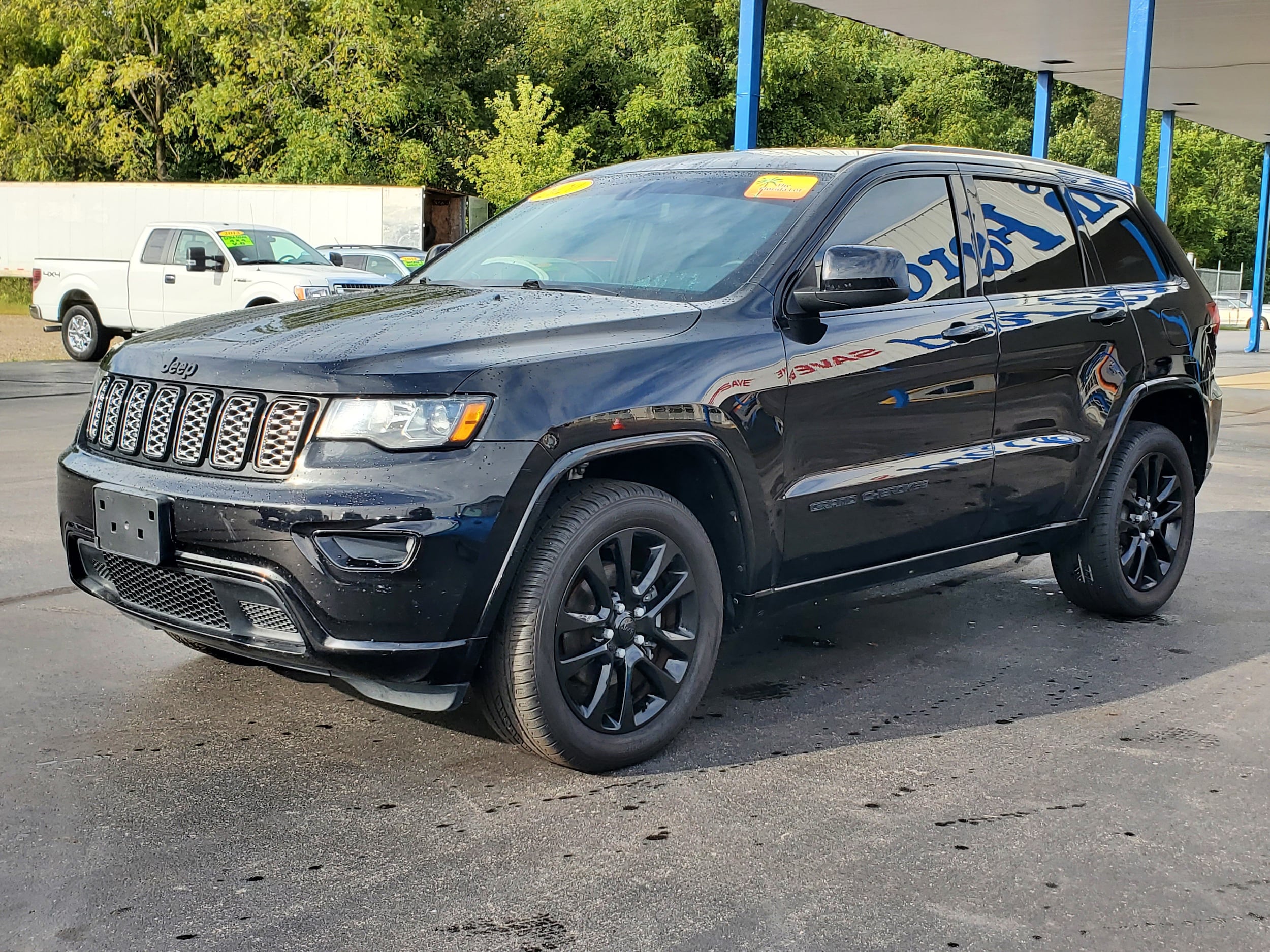 Used 2020 Jeep Grand Cherokee Altitude with VIN 1C4RJFAGXLC274389 for sale in Albion, MI