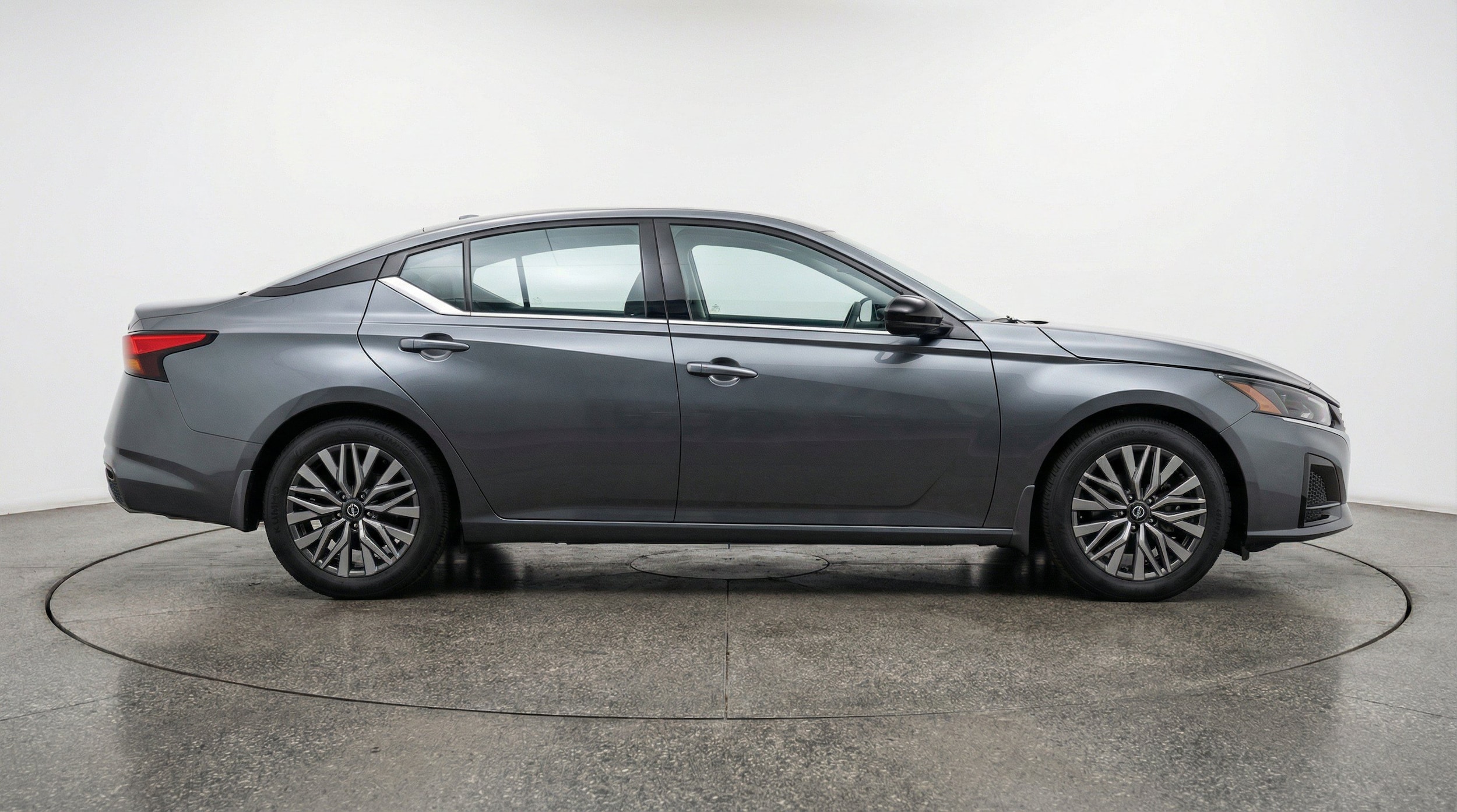 Thumbnail: 2025 Nissan Altima - 10