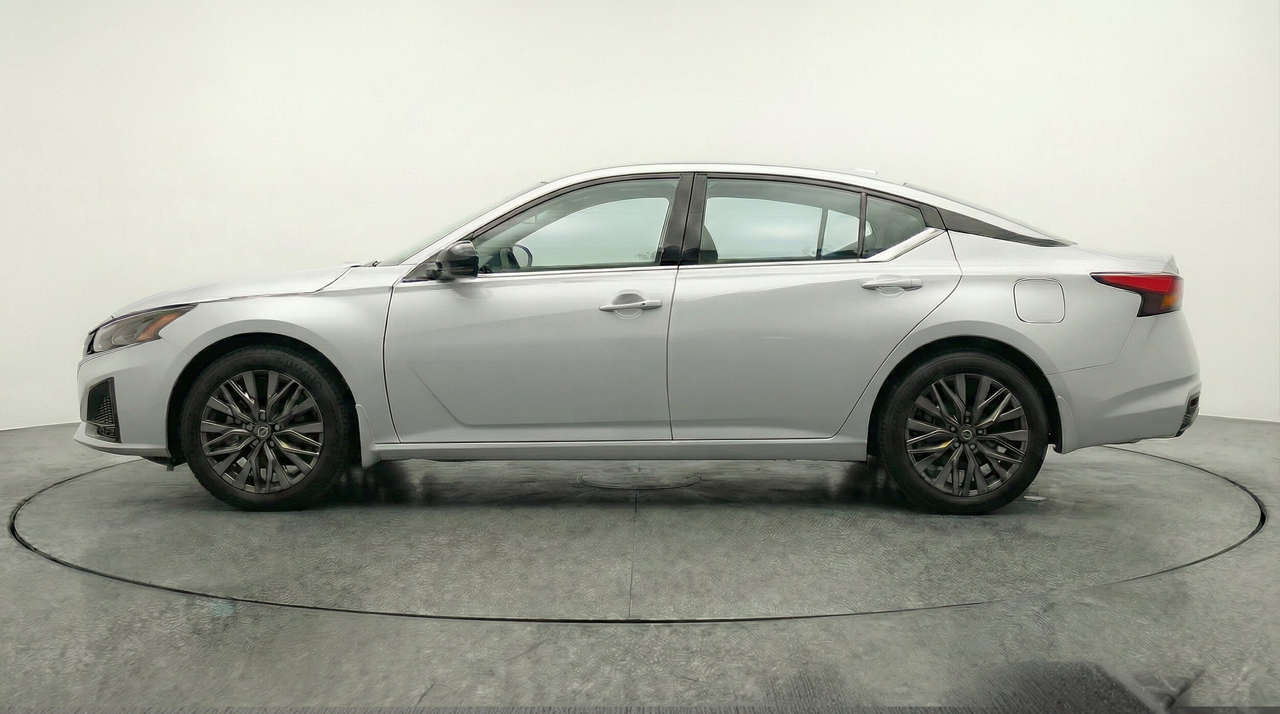 Thumbnail: 2026 Nissan Altima - 5