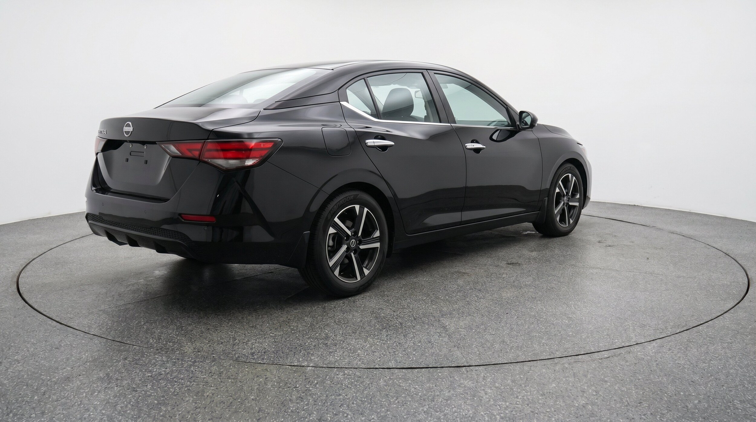 Thumbnail: 2025 Nissan Sentra - 9