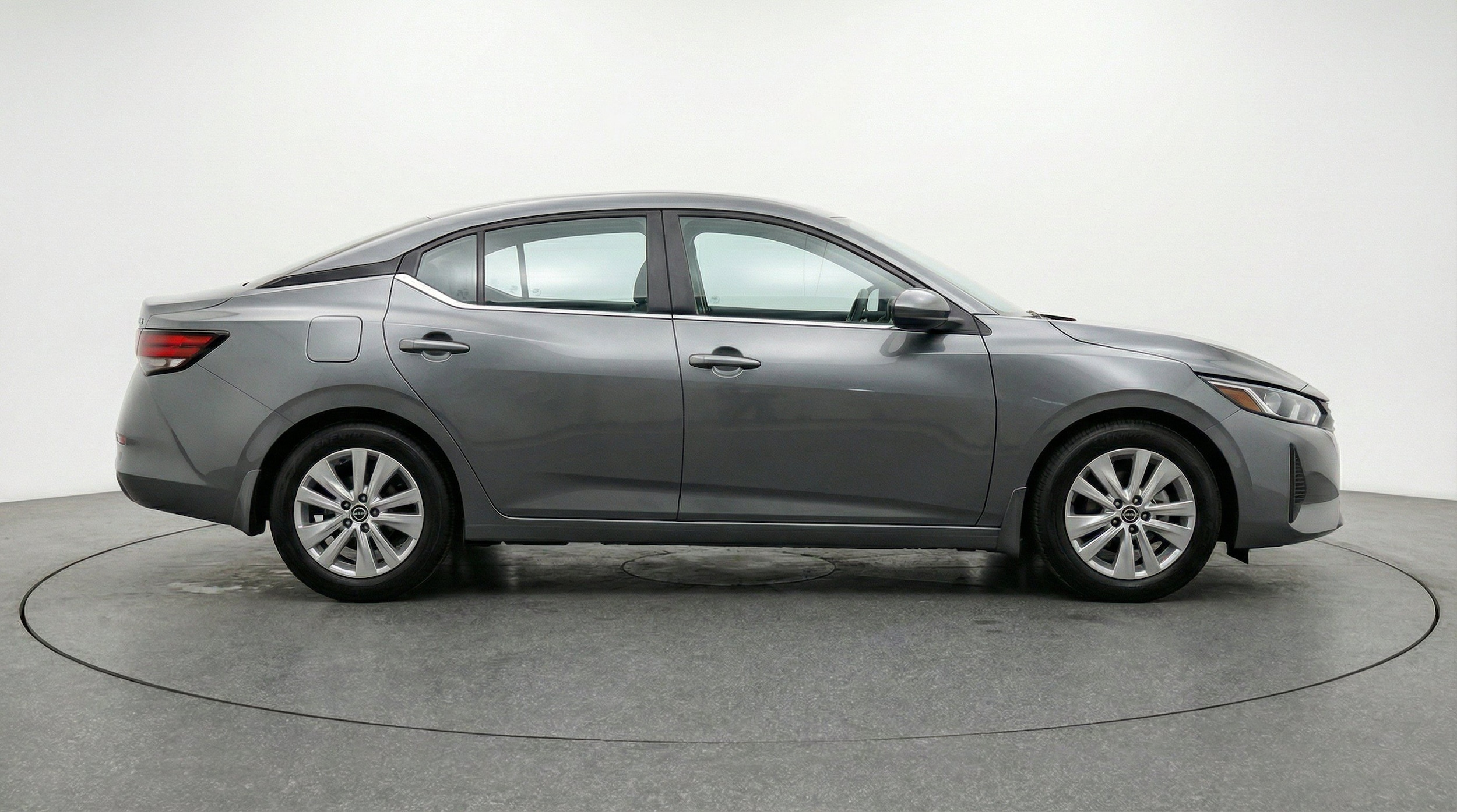 Thumbnail: 2025 Nissan Sentra - 10