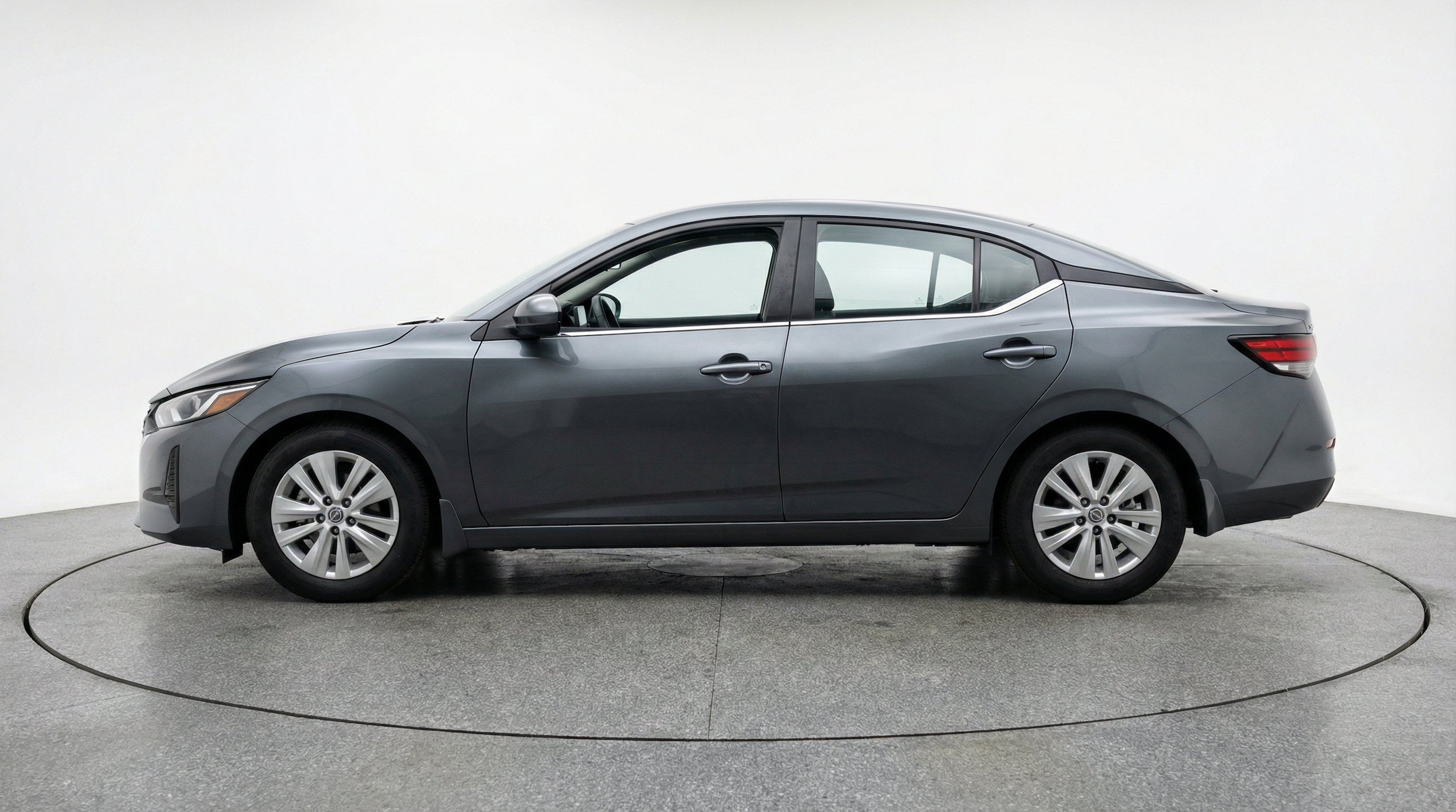 Thumbnail: 2025 Nissan Sentra - 5