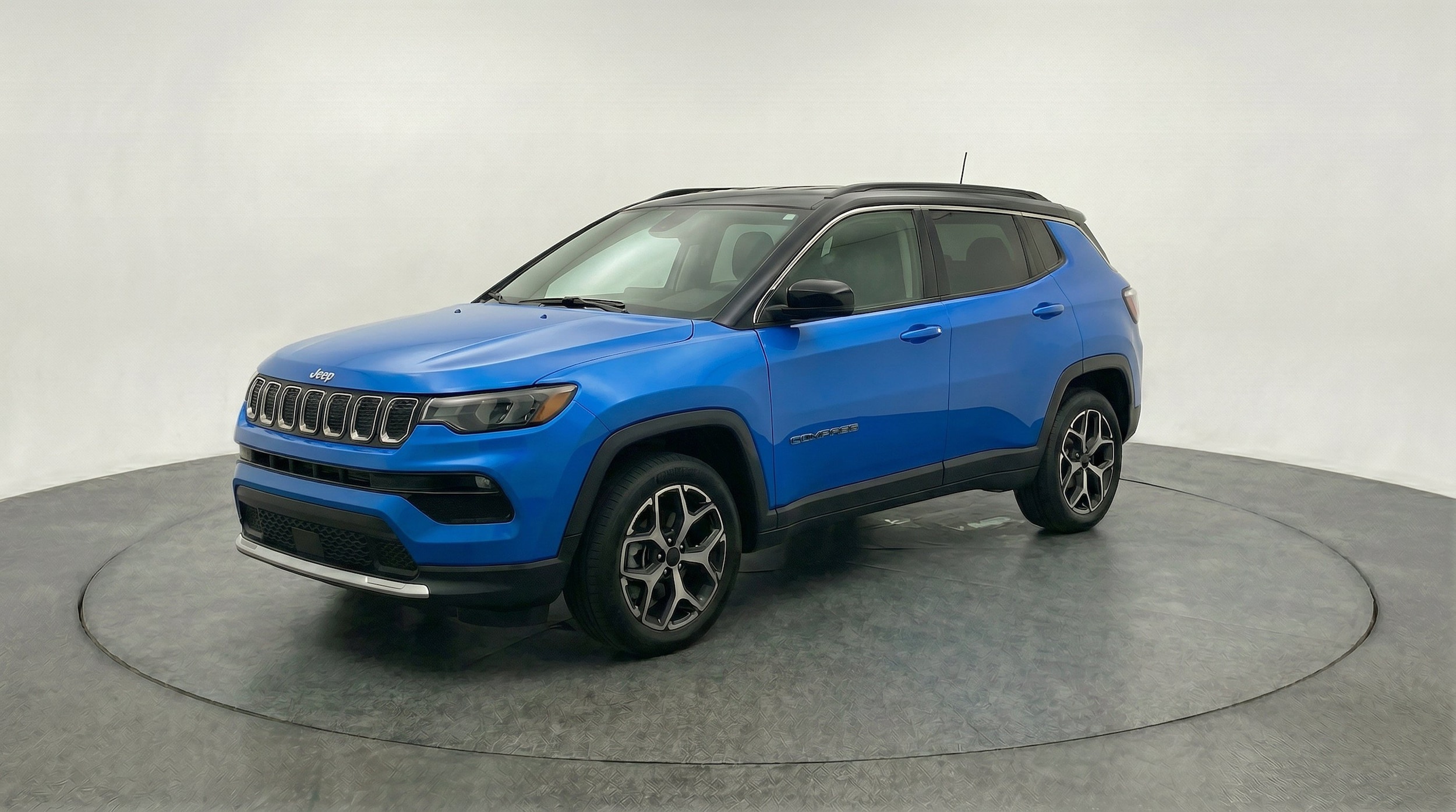 Thumbnail: 2025 Jeep Compass - 3