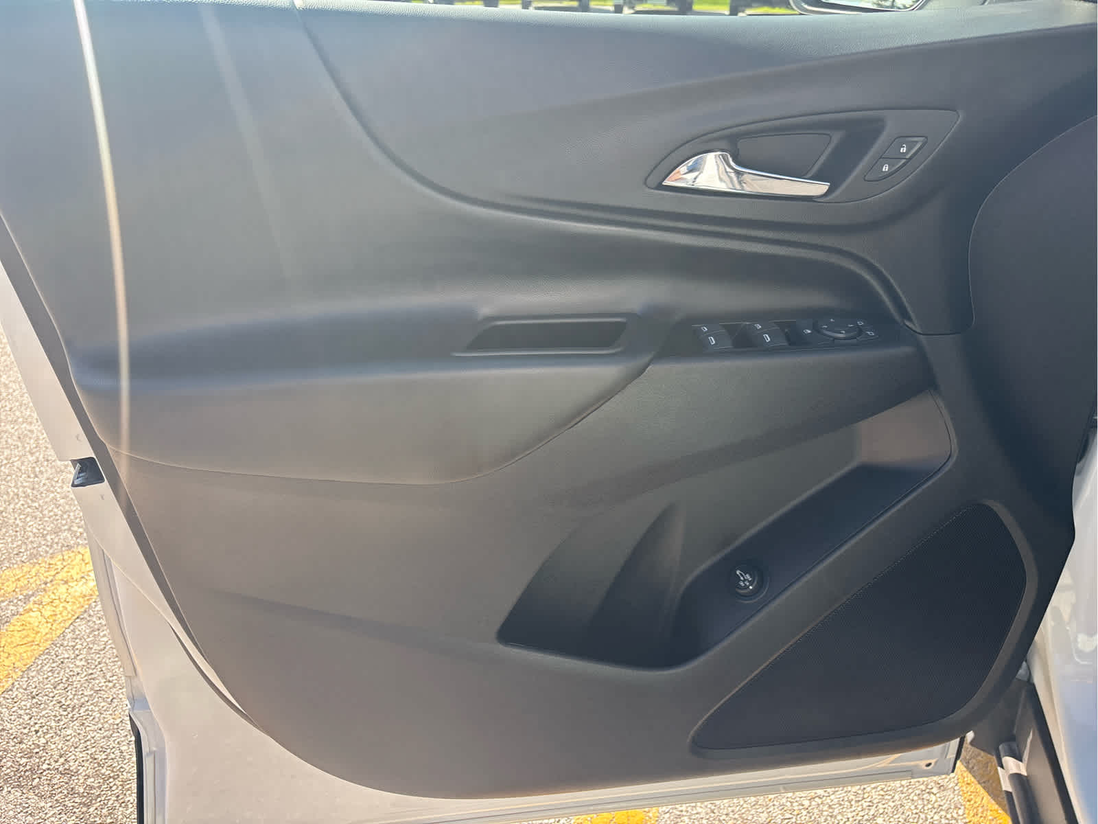 2024 Chevrolet Equinox LT - Photo 19
