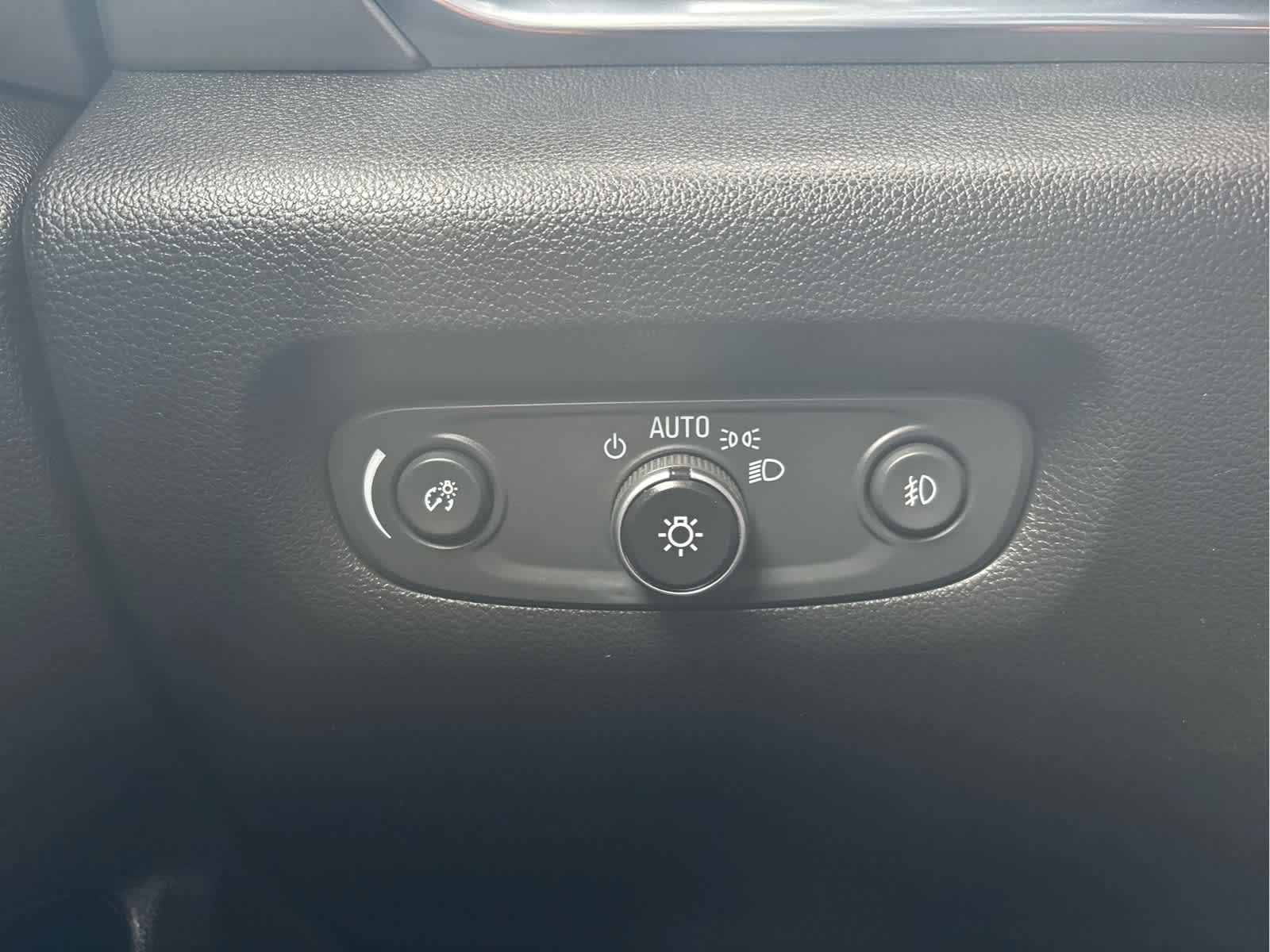 2019 Chevrolet Traverse 1LT - Photo 19