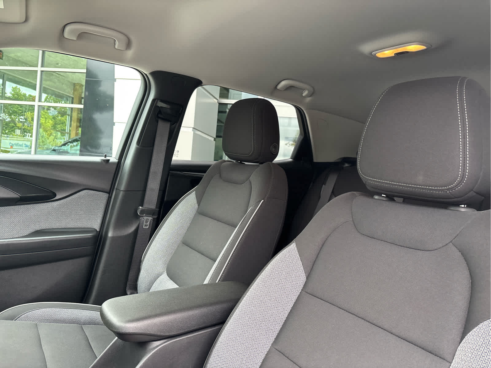 2023 Chevrolet TrailBlazer LT - Photo 11