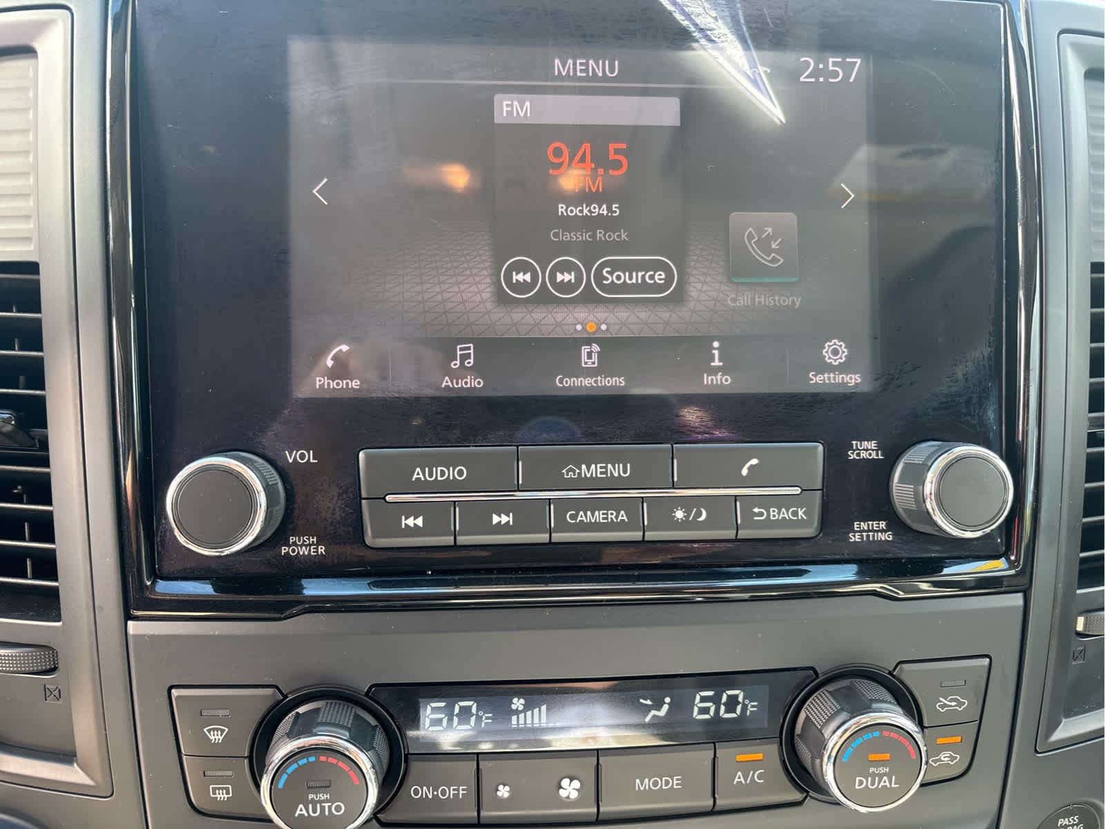 2023 Nissan Titan SV - Photo 14